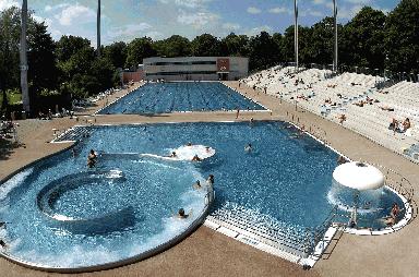 images/bad11o/pic_Dantebad-Stadionbereich-Foto-SWM.jpg
